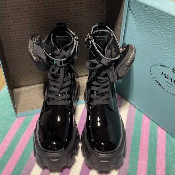 PRADA Women’s black patent leather combat boots with certificate of authenticity - Picture 2 of 16